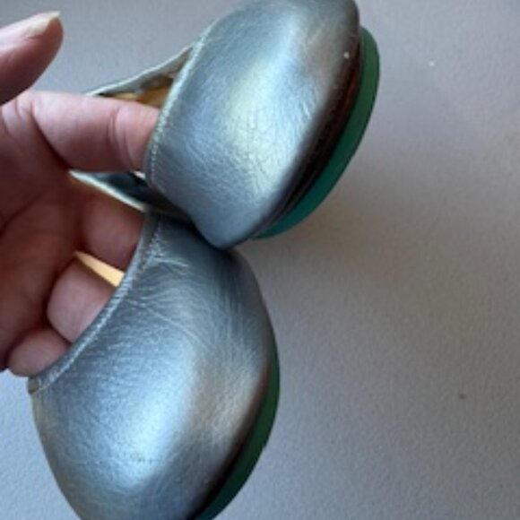 Tieks by Gavrieli Metallic Pewter, Size 11 - Picture 5 of 8